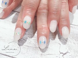 シアーホワイトネイル