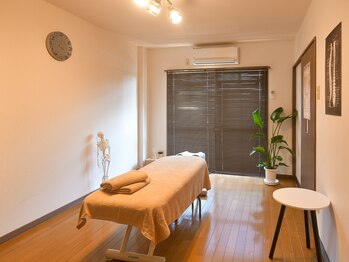 アジャスト(Adjust)/施術ルーム★