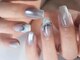 エムディーエーネイル(M.D.A NAiL)の写真/【大人気☆マンスリービックアップ】夏の余韻に浸る指先。残暑を味方にする、大人気とろみネイル推し！