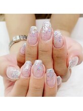 フローラ/キラキラネイル