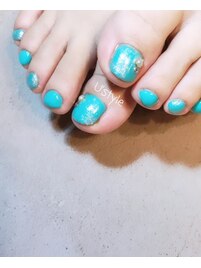 ターコイズブルーフットネイル