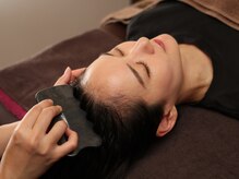ヴォーチェ(VOCE)の雰囲気（大人気の施術かっさ。頭皮の筋膜を緩めてつるんと丸い頭に。）
