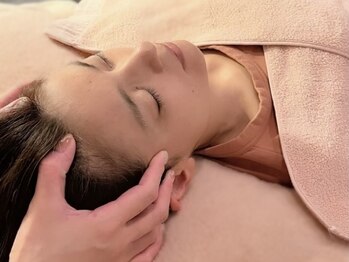 フー 千葉ニュータウン店(fu～)の写真/脳疲労に、静かなご褒美を。香りと手技に包まれて、深いリラックスへ導く極上ドライヘッドスパ。