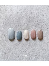 ウロネイルズ(ulo nails)/ぷっくりストライプ