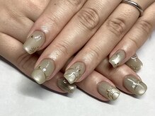 ネイルスタジオ ルキナ(LUCINA)/T-264 大人可愛いホリデーネイル