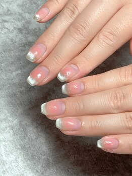 ユヌネイル(une nail)/