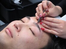ゴリラアイブロウ 仙台店の雰囲気（黄金比から導く、自然で美しい眉へ◎）