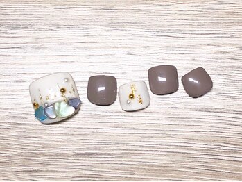 ネイルサロンアンドスクール ミュー(Nail Salon & school mieux)/《FOOTの季節♪》シェルストーン