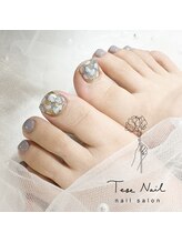 テセネイル(Tese Nail)/大人フラワーフットネイル♪