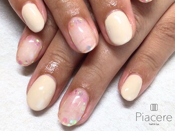 ピアチェーレ(Piacere)/