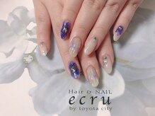 エクリュ(ecru)/珍しい紫の花のアート