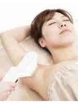 ブランシェ 高岡店 × 椿/３年保証【両ワキ脱毛】