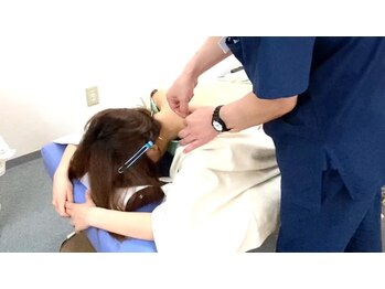 目黒コスモ治療院/美容鍼顔のむくみ首こり肩こり