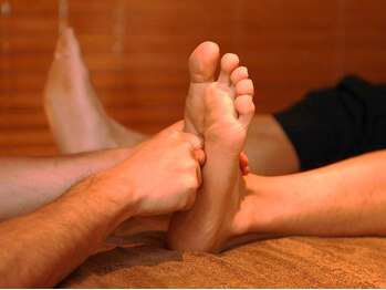 うたかた 西新宿店/足つぼで血行促進!