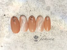 ファミリア/上品×大理石ネイル