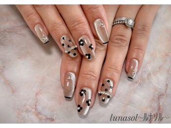 ルナソル(lunasol)