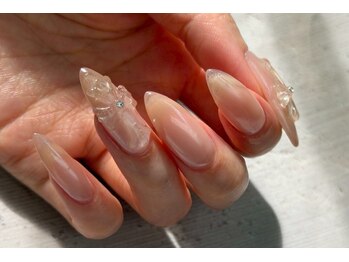 ネイルアンドアイラッシュスタジオ シュシュ(chouchou)の写真/日常使いも◎パラジェル認定サロンでフィルイン美爪で大人上品な凝ったデザインも美しく仕上げます★