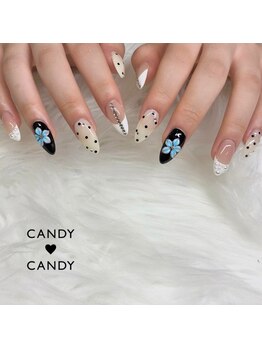 キャンディキャンディ(CANDY CANDY)/黒ドットとお花ネイル♪