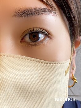 ニコホリ(NIKOHORI)/人気のパリジェンヌで理想の目元