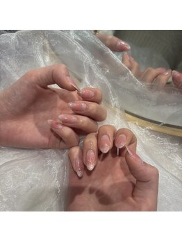 ワンホン チークネイル