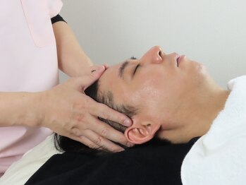 木都(コト)の写真/【脱毛が初めてという方にもおすすめ♪】男性スタッフが施術を行うのでお気軽に施術を受けていただけます！