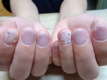 アミュリー ネイル アトリエ(Amury nail atelier)/シアー マーブル 大理石 大人
