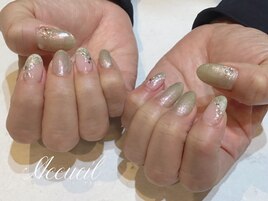 ビジューネイル