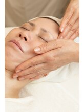 プラン ドゥ ボーテ(Plein de beaute)/フェイシャルケア　小顔