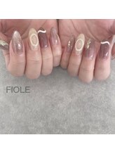 フィオル(FIOLE)/ニュアンスネイル