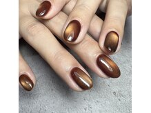 こちらは定額のマグネットネイルです