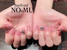 ノーム ネイル(NO-MU)/キラキラVカット