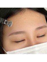 ルルブロウ 姫路店(Lulu Brow)/美眉/間引き/アイブロウ