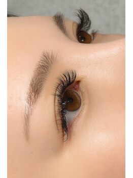 クレヴィア(Crevia)/ボリュームラッシュ