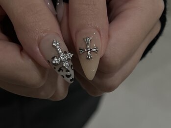 クリーム(cream)/クロム/レオパード/y2k