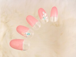 月替わりのデザインネイルも☆