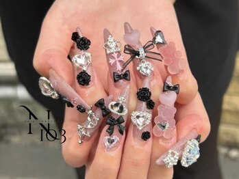 イチマルサン(N゜103)の写真/仕上りの美しさに定評あり◎デザイン性の高さも魅力♪思わず見惚れてしまう、周りに自慢したくなる指先に★