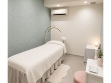 まつ毛パーマ専門店 glowm 【グロウム】新瑞橋店の雰囲気(美容室内の完全個室でゆったり施術)