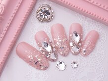 ヒロネイル(Hiro Nail)/ビジュー上品華やかデザイン