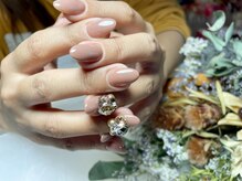 サロンドフォーエイチ(salon de 4H)/キラッと☆大粒ビジューネイル