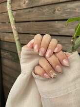 ビーハイブ ギフト ヘヤ(BeeHIVE gift HEYA)/桃×ミラーフレンチ