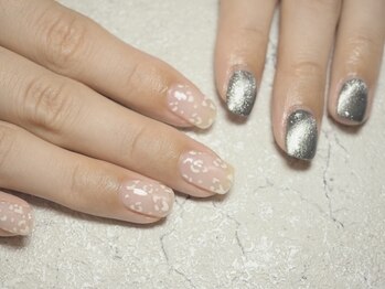 B's amor 大府店 Nail design