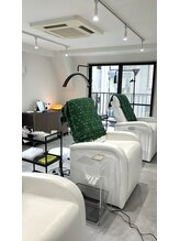 アモージュ 渋谷店(AMOJYU)// recliner chair /