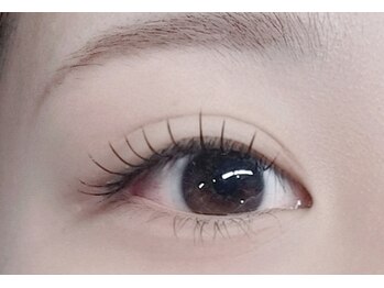 ニル 下赤塚(NIL)/フラットラッシュ束感仕上げ