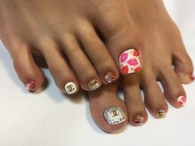 ラウト デコレーションアンドネイルサロン(Lauto Decoration&Nail Salon)/リップ柄フットネイル