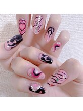 ユリネイル(YuRii Nail)/