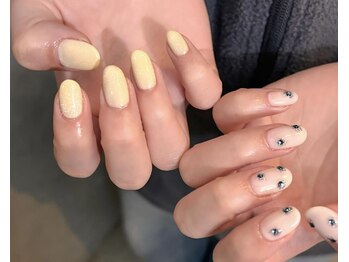 ノラ ミナミアオヤマ(NORA MINAMIAOYAMA)/人気のイエローネイル