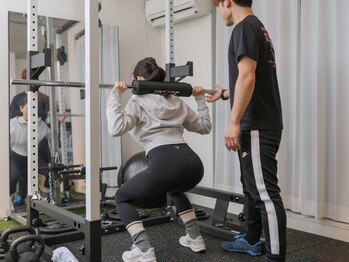 タッチオフ(TOUCH OFF)の写真/初心者の方・運動が苦手な方でも美BODYへと導きます♪一人一人のペースに合わせられるのが嬉しいポイント☆