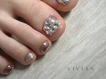ヴィヴィアン ネイル(Vivian nail)/キラキラ　フット