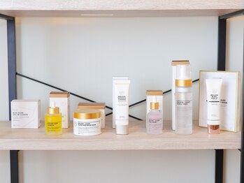 ひっそり美肌構築/取り扱い化粧品