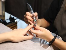 ロナネイル(RONA NAILS)/